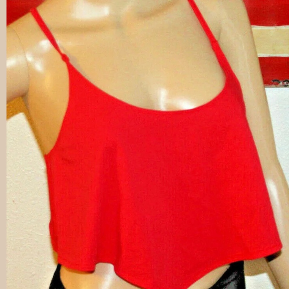 Victoria’s Secret crop tops